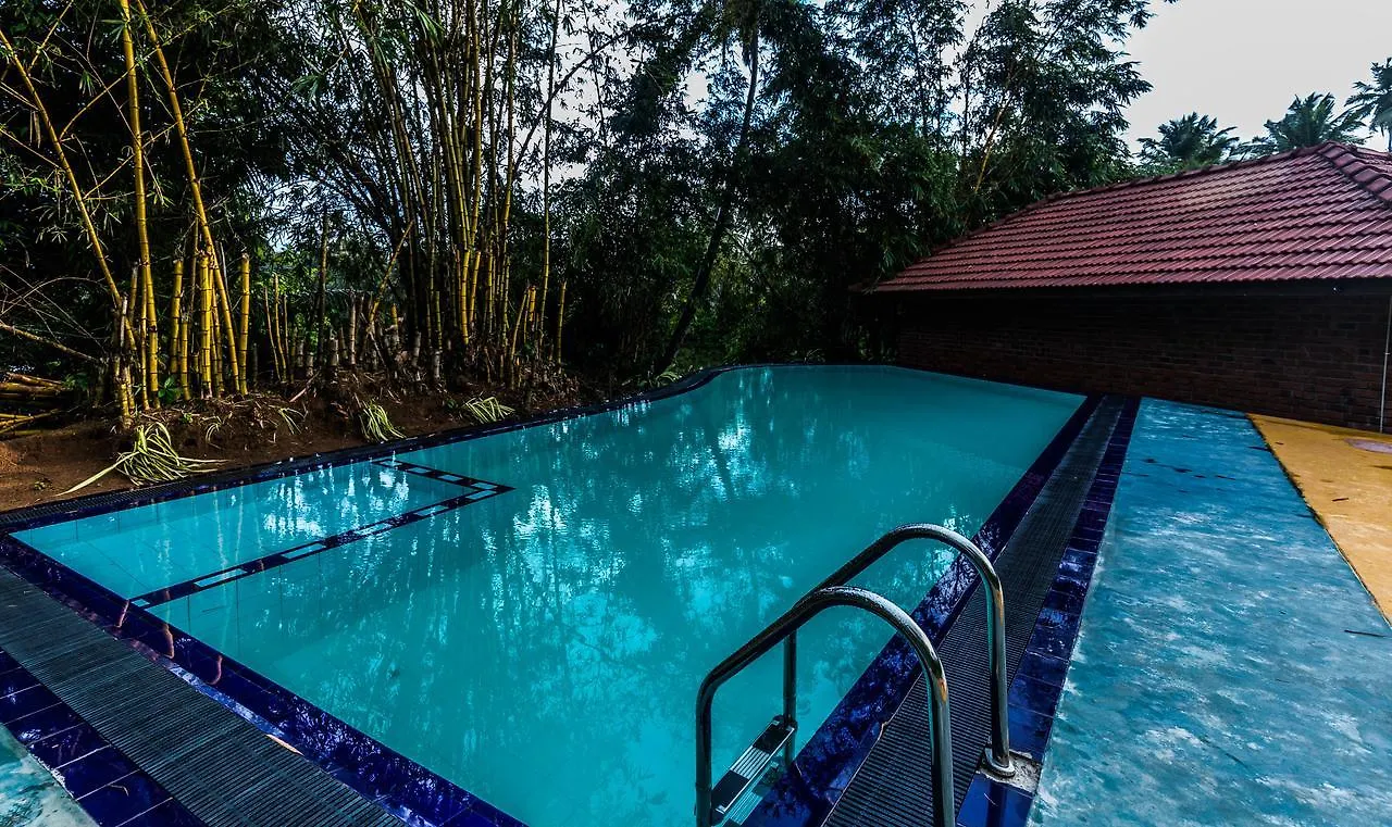 Suri Retreat Villa Negombo Chalet