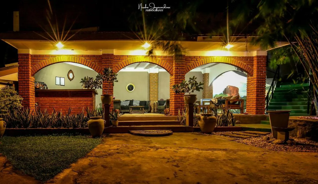 Suri Retreat Villa Negombo