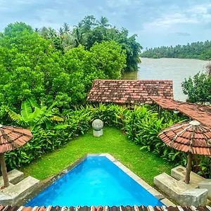 5* Hotel Waterland